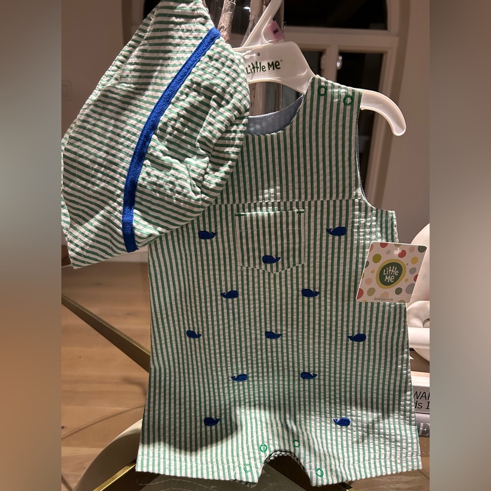 NWT Boys Seersucker Onesie with Matching Hat 9M